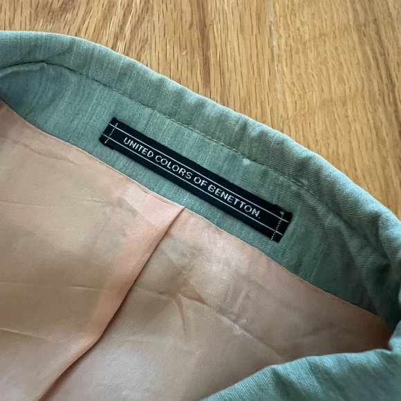 United Colours of Benetton green teal blazer with hole at back - Picture 9 of 10